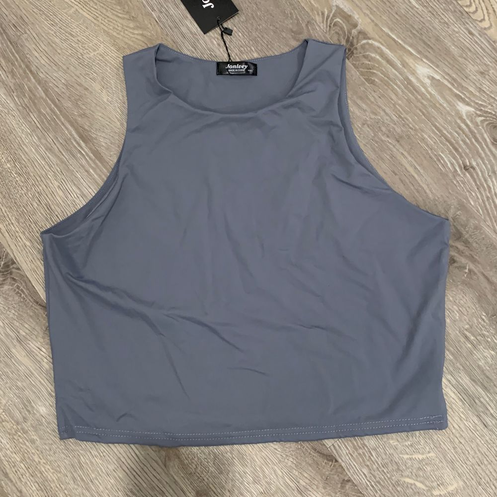 Gray Women’s Crop Top NWT
